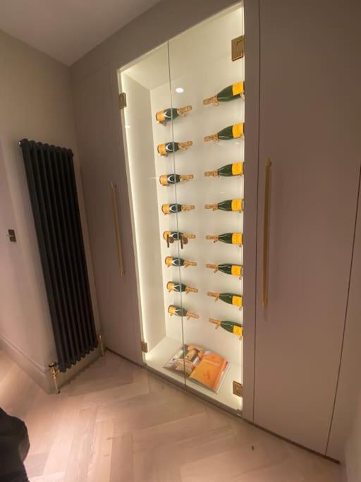 Luxury Georgian Apartment - 5 Minute Walk To Spa Бат Экстерьер фото